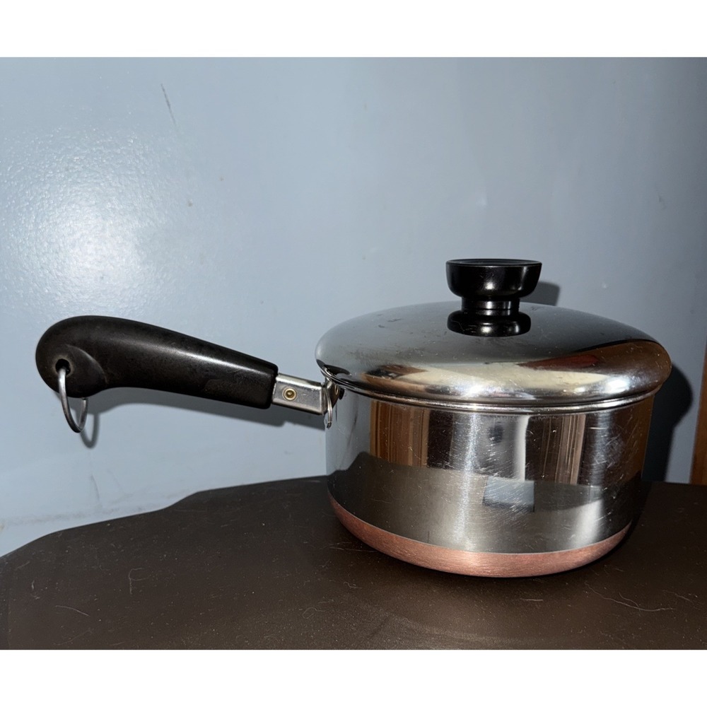 Vtg 1801 Revere Ware 1.5 Qt Copper Bottom Saucepan Pot w/ Lid Clinton,IL 87 USA